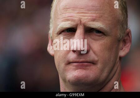 Soccer - Coca-Cola Football League Championship - Sheffield United v Crystal Palace - Bramall Lane. Iain Dowie, Crystal Palace manager Stock Photo