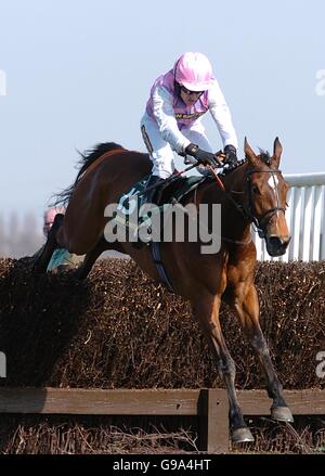 Star De Mohaison ridden by Barry Geraghty in The John Smith's Mildmay Novices' Steeple Chase (Class 1) Stock Photo