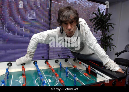 Singer Jimmy Pursey at the Olympic Studios in Barnes, South West London. Stock Photo