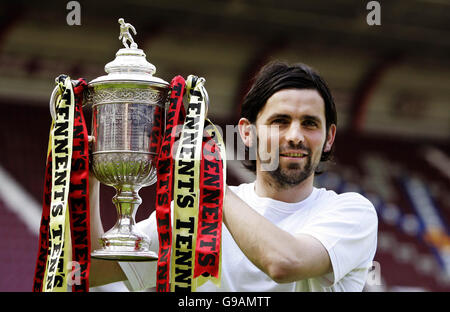 SOCCER Hearts. Hearts' Paul Hartley holds the Tennent's Scottish Cup ...