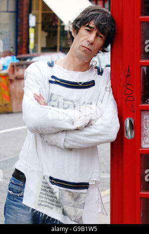 Singer Jimmy Pursey at the Olympic Studios in Barnes, South West London. Stock Photo