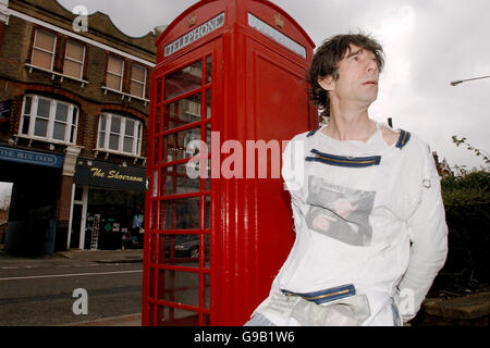 Singer Jimmy Pursey at the Olympic Studios in Barnes, South West London. Stock Photo