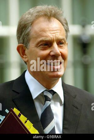 British Prime Minister Tony Blair leaves No10 Downing Street, central London, for parliamentary questions at Westminster. Stock Photo