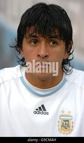 ウェア Argentina Adidas 2006 22 Lucho Gonzalez Argentina Adidas 2006 matchworn soccer jersey #22 Lucho