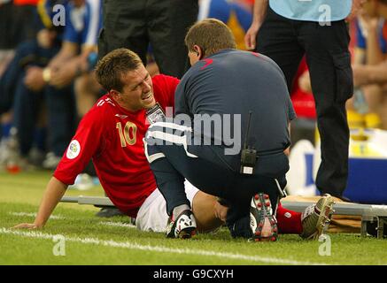 Soccer - 2006 FIFA World Cup Germany - Group B - Sweden v England - RheinEnergieStadion Stock Photo