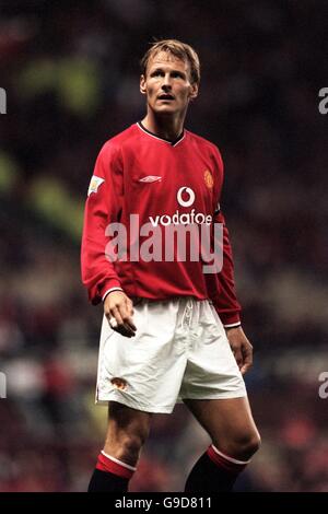 Soccer - FA Carling Premiership - Manchester United v Bradford City. Teddy Sheringham, Manchester United Stock Photo