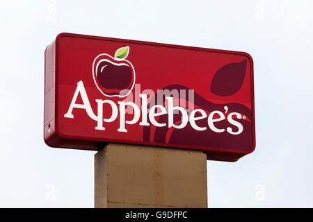 Applebees Restaurant Sign Stock Photo