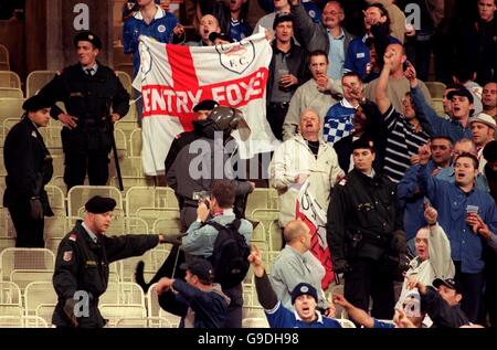 Soccer - UEFA Cup - First Round Second Leg - Red Star Belgrade v Leicester City Stock Photo