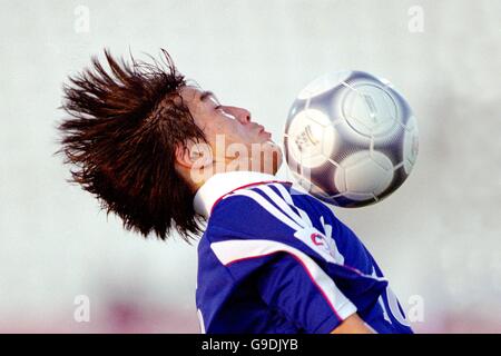 Soccer - Asian Cup 2000 - Group C - Japan v Uzbekistan. Hiroshi Nanami, Japan Stock Photo