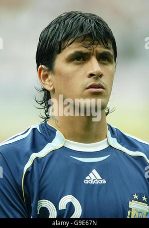 ウェア Argentina Adidas 2006 22 Lucho Gonzalez Argentina Adidas 2006 matchworn soccer jersey #22 Lucho