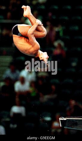 Sydney 2000 Olympics - Diving - Men's 10m Platform - Preliminary. Italy's Massimiliano Mazzucchi in action on the 10m platform Stock Photo