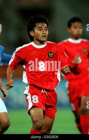 Soccer - Asian Cup Lebanon 2000 - Kuwait v Indonesia. Matheus Setanurdiyantara, Indonesia Stock Photo