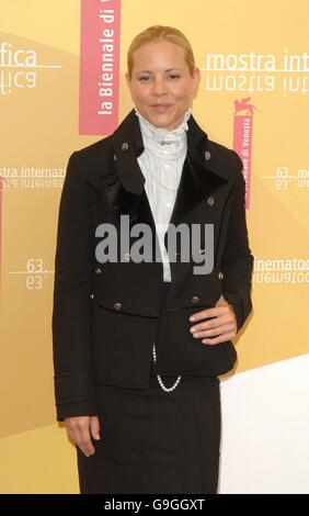 AP OUT Maria Bello attends a photocall for his new film World Trade Centre, at the Palazzo del Casino during the 63rd Venice Film Festival, Venice, Italy. Stock Photo