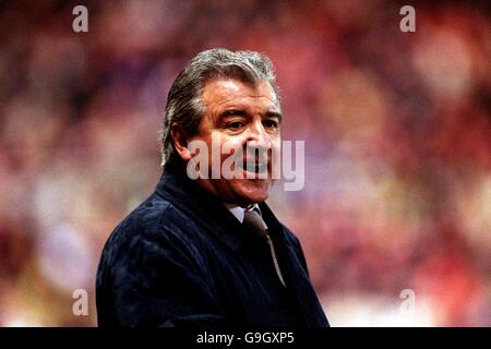 Soccer - FA Carling Premiership - Middlesbrough v Chelsea. Terry Venables, Middlesbrough head coach