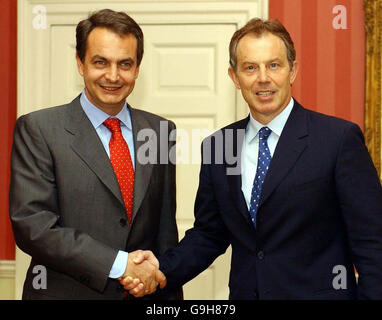 Library filer dated 03/06/2004 of Britain's Prime Minister Tony Blair meeting Spanish Prime Minister Jose Luis Rodriguez Zapatero (right) in Downing Street. Stock Photo