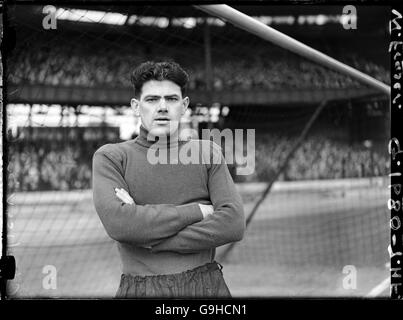 Soccer - Football League Division One - Chelsea v Sunderland. Bill Fraser, Sunderland goalkeeper Stock Photo