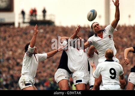 Rugby Union - Rugby World Cup 91 - Semi Final - Scotland v England Stock Photo