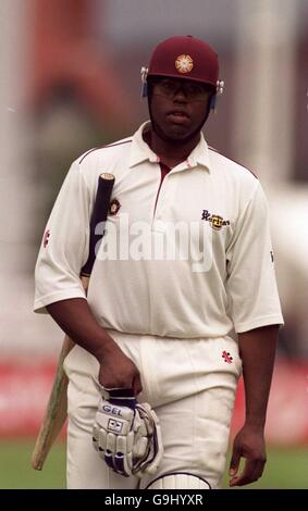 Cricket - NatWest Trophy - Round Four - Northamptonshire v Yorkshire Stock Photo