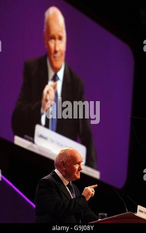 Labour Party Conference. Home Secretary John Reid speaks at the conference Stock Photo