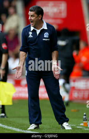 Soccer - Coca-Cola Football League Championship - Southampton v Queens Park Rangers - St Mary's stadium. John Gregory, Queen's Park Rangers' manager Stock Photo