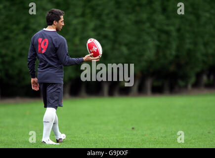 Wales Gavin Henson during a training session at the Wales Institute of Sport, Sophia Gardens. Stock Photo