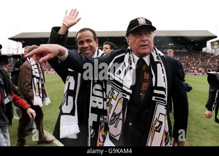 Soccer - Nationwide League Division One - Fulham v Sheffield Wednesday Stock Photo