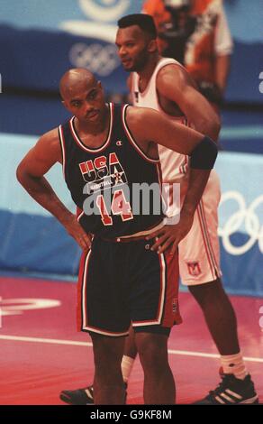 Phoenix suns charles barkley hi-res stock photography and images