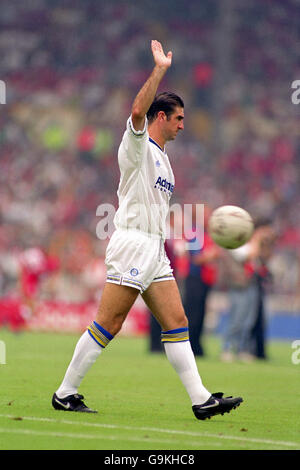 Soccer - FA Charity Shield - Leeds United v Liverpool - Wembley Stadium ...