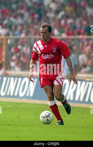 Soccer - FA Charity Shield - Leeds United v Liverpool - Wembley Stadium ...