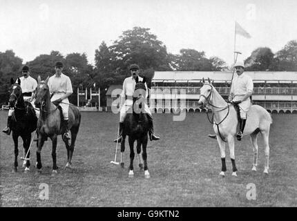 Polo - London Olympic Games 1908 - Hurlingham Club. The gold medal winning Great Britain team: (l-r) Charles Miller, Patteson Nickalls, George Miller, Herbert Wilson Stock Photo