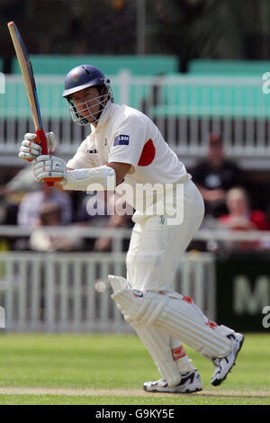 Cricket - Frizzell County Championship - Division Two - Worcestershire v Lancashire - New Road. Stuart Law, Lancashire Stock Photo