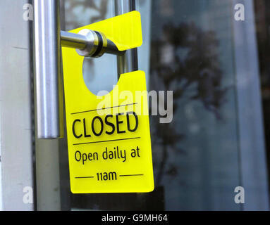 A sign hangs from the door of the Itsu restaurant in Piccadilly, central London, which was visited by former Russian spy Alexander Litvinenko on November 1. Stock Photo