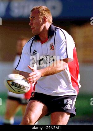 British Lions Tour 2001, Training WACA, Perth. British Lions Scott Quinnell during training at the WACA. Stock Photo