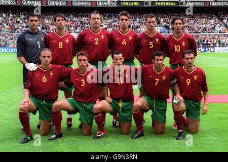 Portugal football team 2002 hi-res stock photography and images
