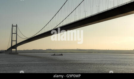 A general view of the Humber Bridge taken from Hessle Foreshore near Hull. Stock Photo