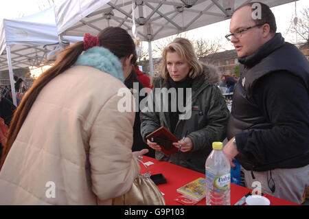 Comic Relief car boot sale. Jennifer Saunders takes part in a car boot sale for the charity Comic Relief in Battersea, London. Stock Photo