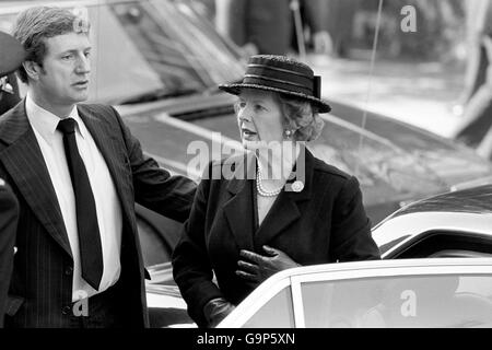 Prime Minister Margaret Thatcher arrives at Canterbury Cathedral for today's memorial service for the victims of the Herald of Free Enterprise ferry disaster. Stock Photo