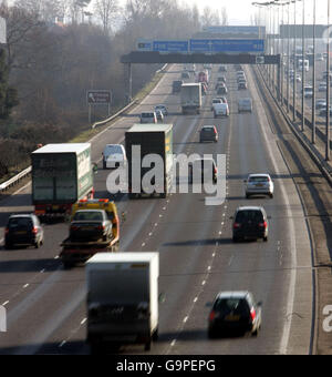 Generic transport pics. The M25 near Staines. Stock Photo