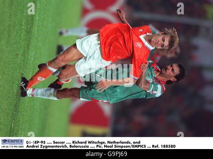 Soccer - UEFA Euro 1996 qualifying Group 5 - Netherlands v Belarus - De Kuip, Rotterdam Stock Photo