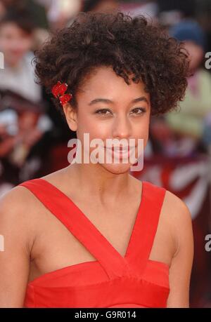 Corinne Bailey Rae arrives for the BRIT Awards 2007, at Earls Court in central London. PRESS ASSOCIATION Photo. Picture date: Wednesday February 14, 2007. Photo credit should read: Ian West/PA Stock Photo