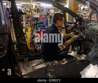 Assembly line of the new Toyota Auris at Toyota, Burnaston,, Derbyshire.. PRESS ASSOCIATION Photo. Monday February 26, 2006. See PA story. Rui Vieira/PA. Stock Photo