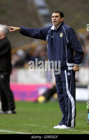 Soccer - Coca-Cola Football League Championship - Wolverhampton Wanderers v Leeds United - The Molineux Stock Photo