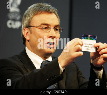 SOCCER - UEFA Cup Handover - Glasgow Stock Photo