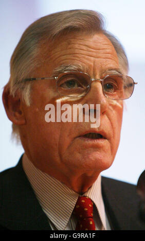 Lord Laming gives Victoria Climbie memorial lecture Stock Photo