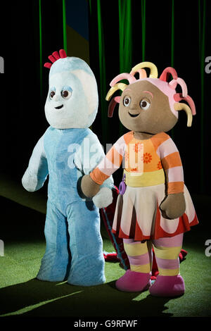 Upsy Daisy and Iggle Piggle: In The Night Garden character / characters ...