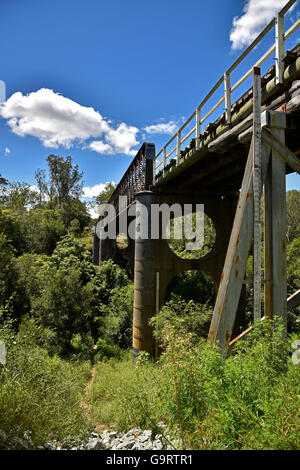 Bawden Bridge (named after Thomas Bawden the Parliamentary Member) over the Orara River on the Old Grafton Road. iron and timber Stock Photo