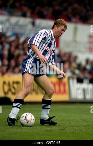 STEVE LILWALL WEST BROMWICH ALBION FC 10 September 1993 ...