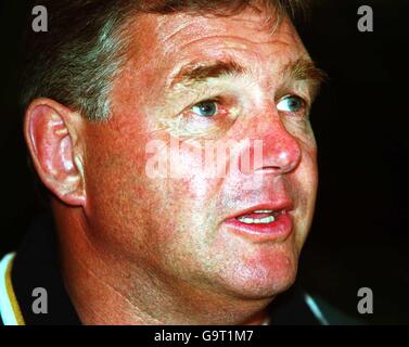 Rod Macqueen Australian Wallabies coach Rod Macqueen and assistant coach Ewen ...