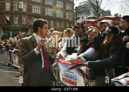 UK Charity Premiere of Mr Bean's Holiday - London. Rowan Atkinson arrives for the UK Charity Premiere of Mr Bean's Holiday at The Odeon in central London. Stock Photo