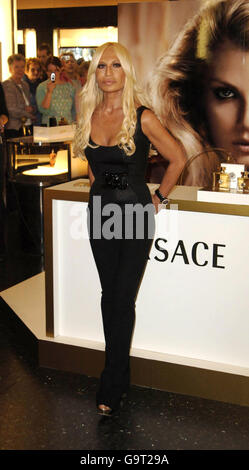 Donatella Versace Unveils a New Luxury Fragrance Line